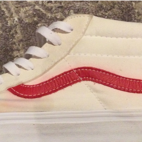 Vans cream, white and red high tops in 8.5 - Picture 7 of 9